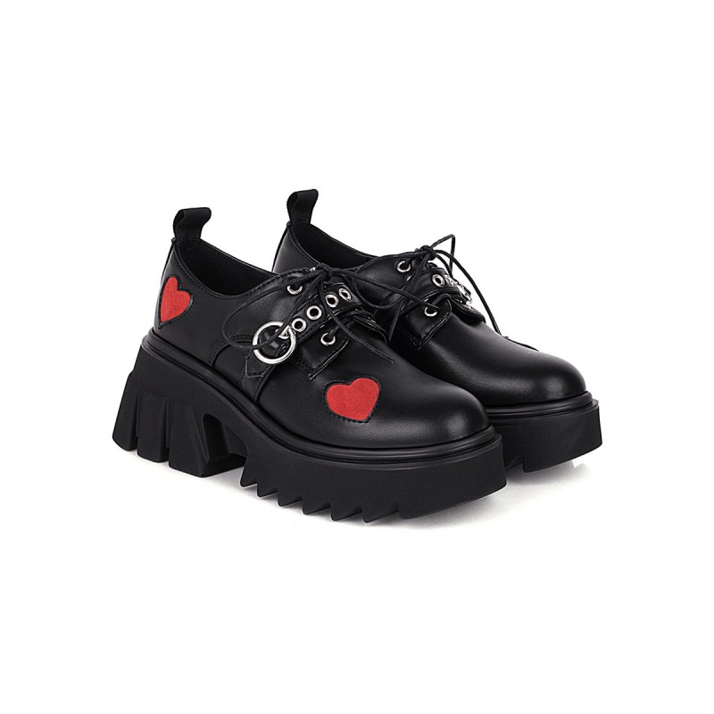 Gothic Lolita Footwear Black Round Toe PU Leather Heart Pattern Lolita Pumps