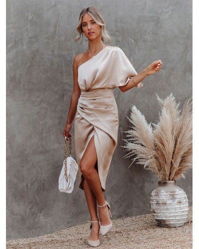 Pleated Backless Sexy One-Shoulder Short Sleeves Midi Dress Chic  Modern Party