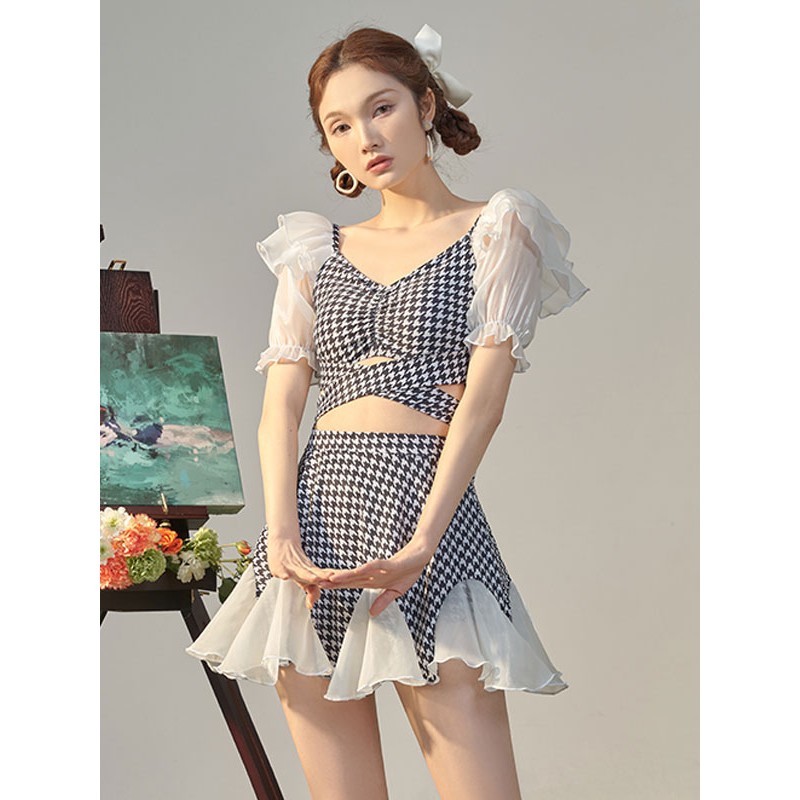 Lolita Outfits White Ruffles Plaid Short Sleeves Pants Top Sets Sweet Daily Casual