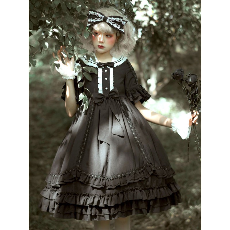 Gothic Lolita Dresses Bows Lace Black