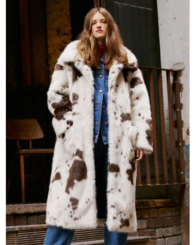 Women Faux Fur Coats Turndown Collar Oversized Chic Animal Print Winter Outerwear Faux Fur Coat Street Wear Daily Casual Field